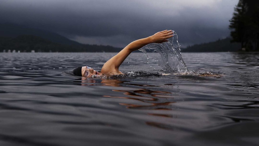 Kraulschwimmer im See